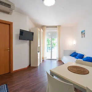https://residence-marconi-mare.emilia-romagnahotels.net
